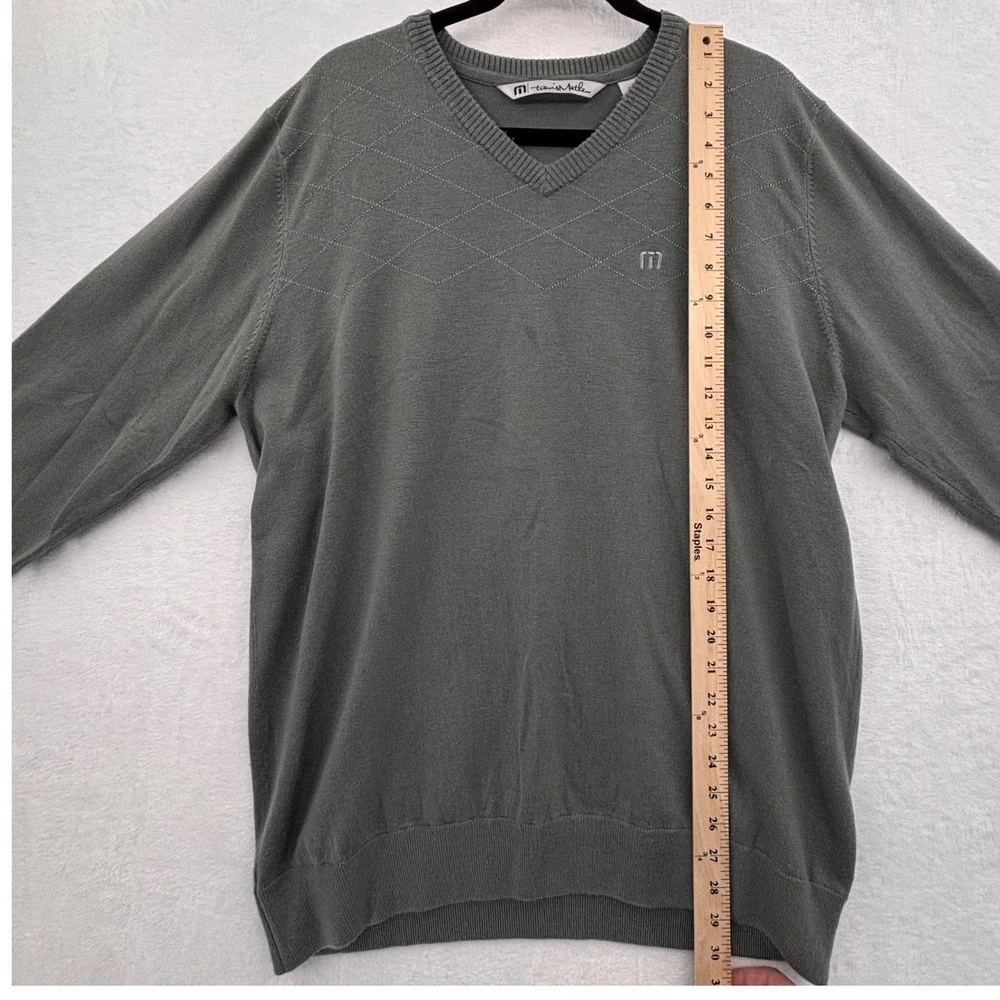Travis Matthew Pullover‎ Sweater VNeck XL Gray Diamond Pattern